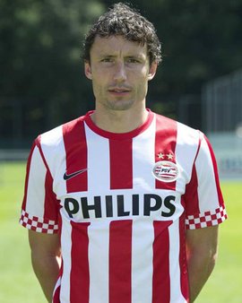 发球凶狠 发球凶狠